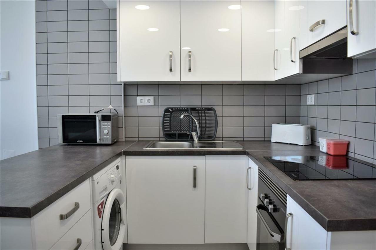 Rua Jose Afonso Apartment